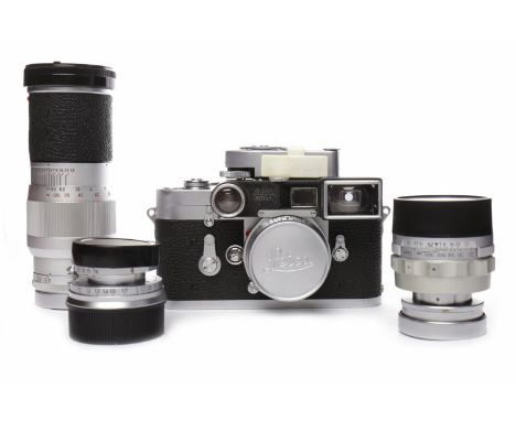 1957 LEICA M3 DOUBLE STROKEchrome finish, serial number 914859; fitted with Ernst Leitz GmbH Wetzlar Summaron f=3.5cm 1:3.5 l