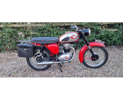 1963 BSA B40 Star, 343cc. Registration number 369 DJU. Frame number B40 6039. Engine number B40 5042.The B40 was a larger eng