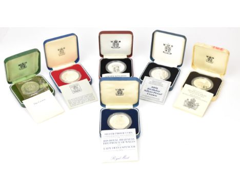 United Kingdom - Elizabeth II (1952-2022), A collection of 6 boxed Silver Proof Crowns, comprising of 1977 Silver Jubilee, 19