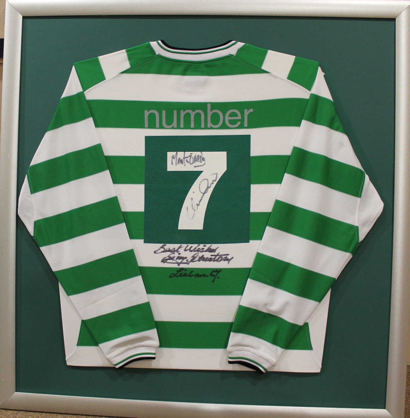 LONG SLEEVE GLASGOW CELTIC NUMBER 7 JERSEY signed by Jimmy Johnstone