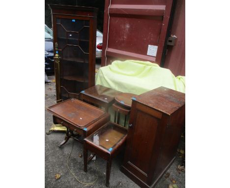 A mixed lot of furniture to include a corner cabinet with dental moulded cornice, standard lamp, four occasional tables, tray