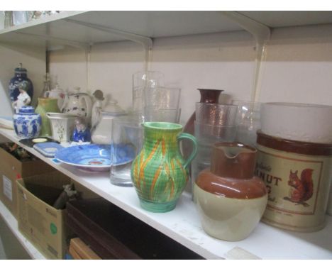 A mixed lot of ceramics and glassware to include a Chinese blue and white baluster vase and cover, Nao and Bing and Grondahl 