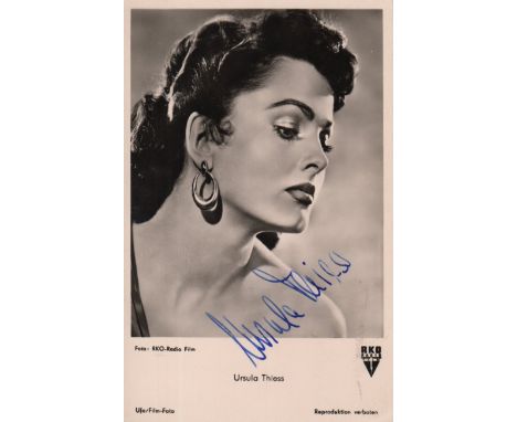 GERMAN CINEMA: Selection of vintage signed postcard photographs by various German film actors and actresses including Maria S