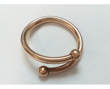 9ct gold ring size K boxed
