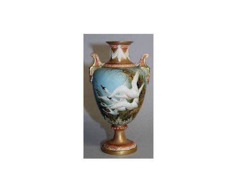 CHARLES BALDWIN (1843-1913) A SUPERB SMALL WORCESTER TWO HANDLED URN SHAPED VASE painted with flying swans. Signed.  Pattern 