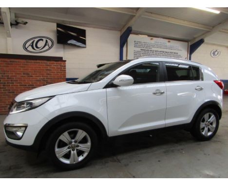 Make &amp; Model: Kia Sportage 2 CRDIDate of Reg: RK62 XBCColour: Whitecc: 1685MoT: 31-10-2022Fuel Type: DIESELMileage: 88kTr