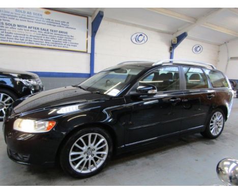 Make &amp; Model: Volvo V50 SE Lux D DriveDate of Reg: NA10 OMFColour: Blackcc: 1560MoT: 02-01-2023Fuel Type: DIESELMileage: 