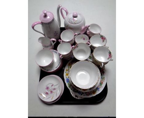 A tray containing Roslyn Symphony bone china, Shelley Hedge Row part tea set 