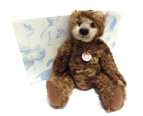 A STEIFF COLLECTOR'S TEDDY BEAR 'LIMPY'  (EAN 036217), chestnut, limited edition 480/2010, with certificate of authenticity, 