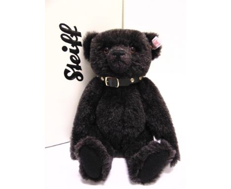 A STEIFF COLLECTOR'S TEDDY BEAR 'JACK - THE RARE BLACK ALPACA BEAR', EXCLUSIVE TO DANBURY MINT   (EAN 662546), black, limited