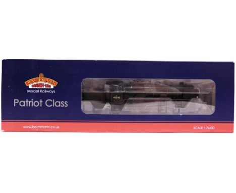 [OO GAUGE]. A BACHMANN NO.31-211, B.R. PATRIOT CLASS 4-6-0 TENDER LOCOMOTIVE 'HOME GUARD', 45543  lined green livery, late cr