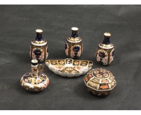Three Royal Crown Derby miniature vases, 8cm tall, Royal Crown Derby lidded trinket pot, fan shaped pin dish and miniature sq