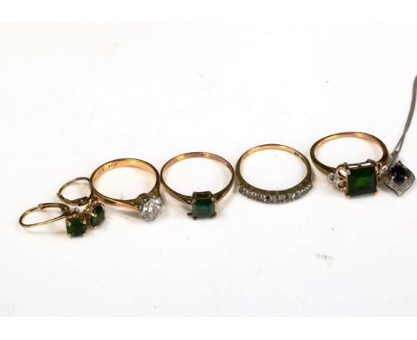 Various 9ct gold jewellery, comprising 4 rings, a pair of earrings, and pendant necklace, 11.2g totalLot sold as seen unless 