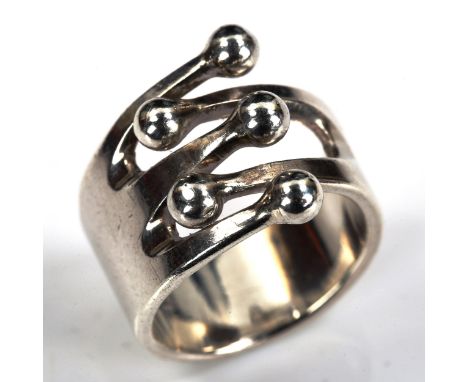 ANNA GRETA EKER - a Vintage Norwegian modernist sterling silver 'Jester' ring, stamped AGE, setting height 17.2mm, size O, 10