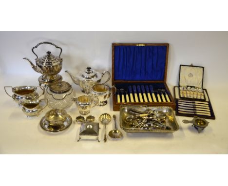 A quantity of electroplated items, including a pair of Apostle serving spoons with shell bowls, cased set of fish knives and 