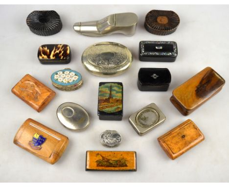 Six papier-mache snuff boxes (one printed with Blackpool Tower), to/w five various wooden examples, and other small boxes (17