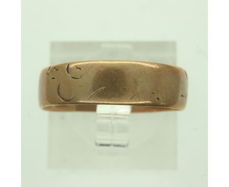 9ct rose gold wedding band, size R/S, 2.4g. P&amp;P Group 0 (£6+VAT for the first lot and £1+VAT for subsequent lots) 
