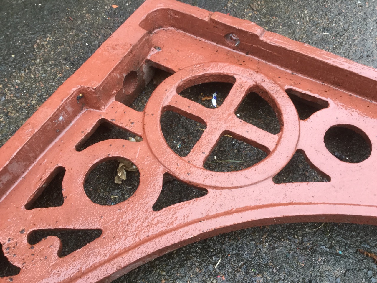 A Victorian cast iron roof bracket from Akeld Station, with pierced decoration to spandrel. (33in