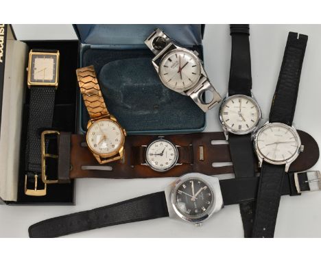 A GROUP OF GENTS WRISTWATCHES, to include a boxed 'Everite Helmsman', a 'Sicura 17 jewels' watch on a black strap, two 'Everi