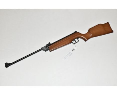 AN EL GAMO CADET MODEL. 177 CAL BREAK BARREL AIR RIFLE, serial no.143953, overall length 93.5cm, in correct working order, so