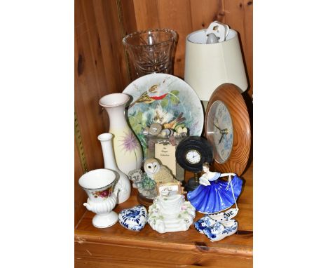 A GROUP OF ORNAMENTS, comprising a Royal Doulton 'Elaine' HN3214 miniature figurine, a Delft Ware trinket pot, a Coalport 'Wi