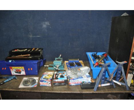A TOOLBOX AND TWO TRAYS CONTAINING AUTOMOTIVE AND ENGINEERING TOOLS including a Clack Touch up spray gun. a Clarke air brush,
