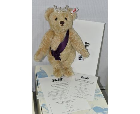 A BOXED LIMITED EDITION STEIFF 'QUEEN ELIZABETH II, 90TH BIRTHDAY' TEDDY BEAR, a UK and Ireland exclusive, jointed with light