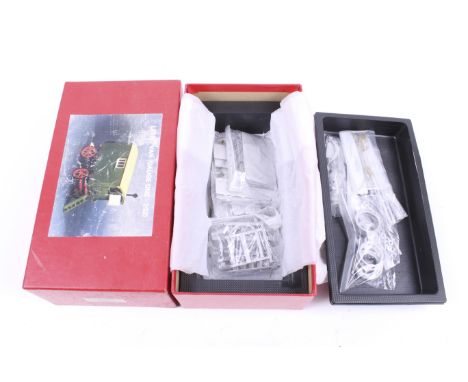 A 1:32 scale model kit of a Living Van. Instructions present, appears complete but unchecked, in original box.