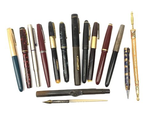 A selection of assorted Vintage and later pens, to include a Conway Stewart 759, with 14ct gold nib, a Conway Stewart No 28, 