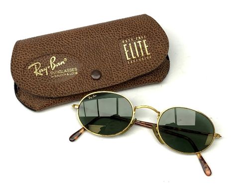A pair of Vintage Ray Ban 'Bausch and Lomb' sunglasses, with case. - Condition Report 
