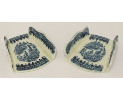 A pair of Worcester porcelain asparagus holders,c.1775, each of typical form, printed in blue and the fisherman pattern,7.5cm