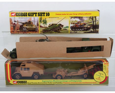 Corgi Gift Set 10, Mack Tank Transporter and Centurion Mk.III tank, with ammunition, inner packing, with illustrated box and 