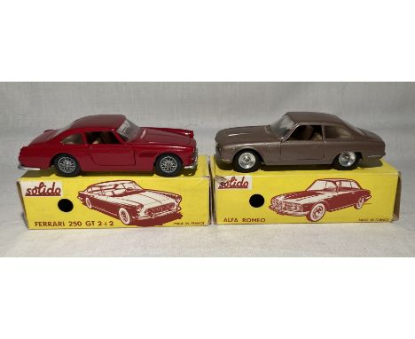 Solido: A pair of boxed Solido vehicles: Ferrari 250 GT 2+2, Reference 123; and Alfa Romeo, Reference 125. Original boxes, ge