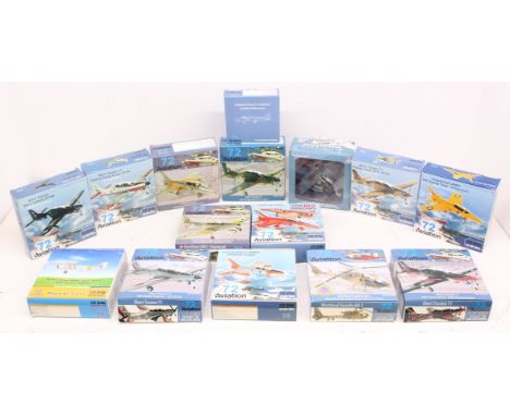 72 Aviation: A collection of fifteen (15) boxed 72 Aviation vehicles. Original boxes, box condition is generally good. shelf 