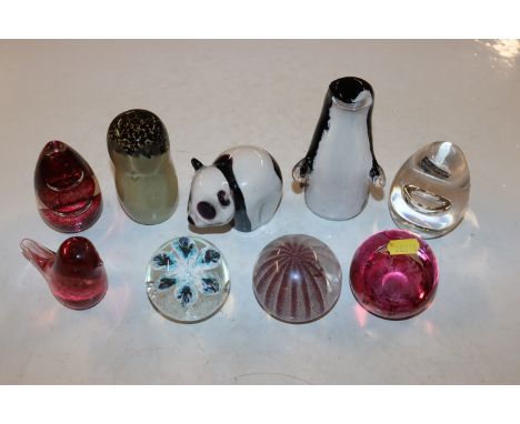 Nine various glass paperweights to include Wedgwood and Caithness examples 