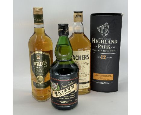 3x bottles of whisky, a bottle of Highland Park 12 year old 70cl 40% vol, a bottle of Gordon Grahams Black bottle scotch whis