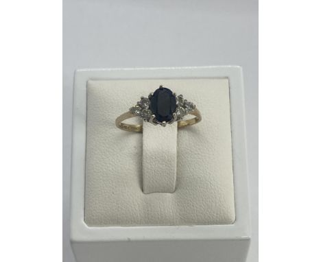 A 9ct yellow gold sapphire &amp; cz dress ring, 1.6 grams approx