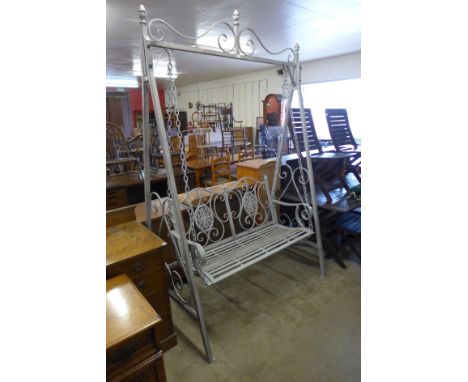 A cast alloy lovers garden swing