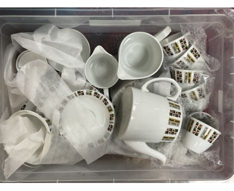 A vintage Alfred Meakin tea set. NO RESERVE