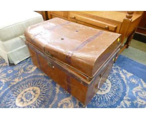 Metal trunk (AF)