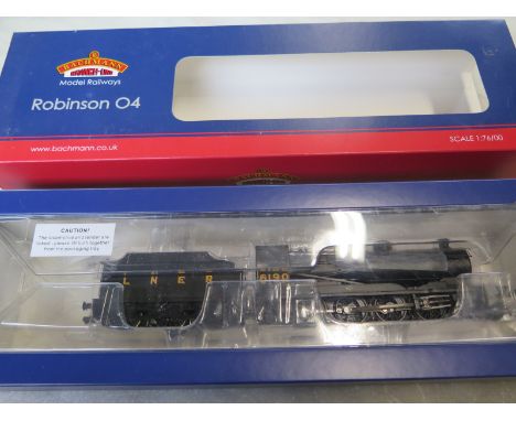 A OO gauge Bachmann Locomotive Robinson 04 6190 LNER black - unused and unopened condition 