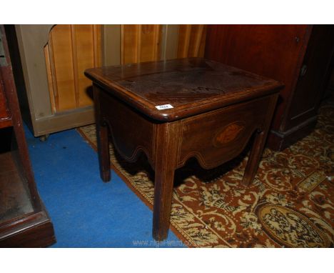 An Edwardian Mahogany box Commode having cross-banded decoration and rope effect stringing, the front panel with a marquetry 