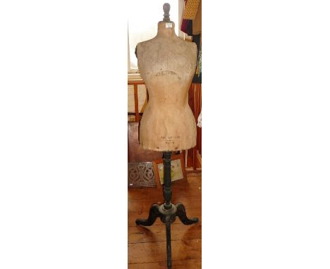 Victorian French dressmaker's mannequin/tailor's dummy on turned wood column above tripod legs