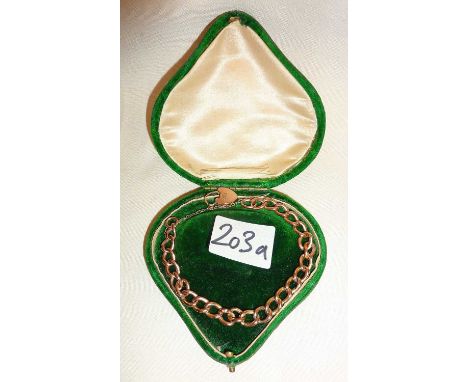 9ct rose gold belcher chain bracelet with padlock clasp in velvet case, approx. 8.5g