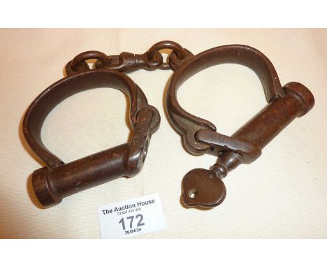 WW2 British military or police handcuffs stamped with broad arrow and dated 1941 (with original key) 