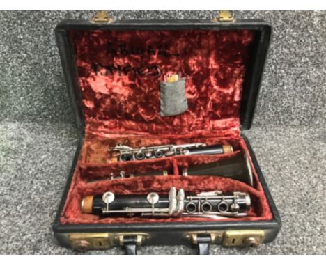 Vintage J.R.Lafleur &amp; son Clarinet in original Protective case