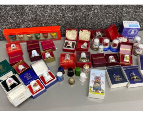 Large quantity of miscellaneous thimbles includes makers Spode &amp; Wedgwood etc