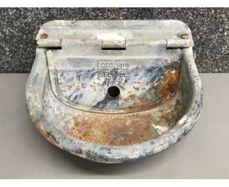 Vintage Fordham self fill MK 2 water trough