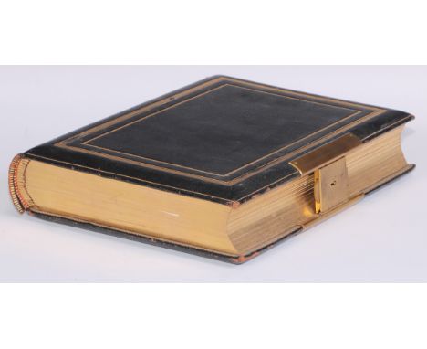 Photography - a 19th century tooled and gilt leather carte de viste album, containing various family group and portrait photo