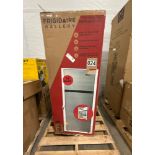 Frigidaire gallery, top freezer/refrigerator